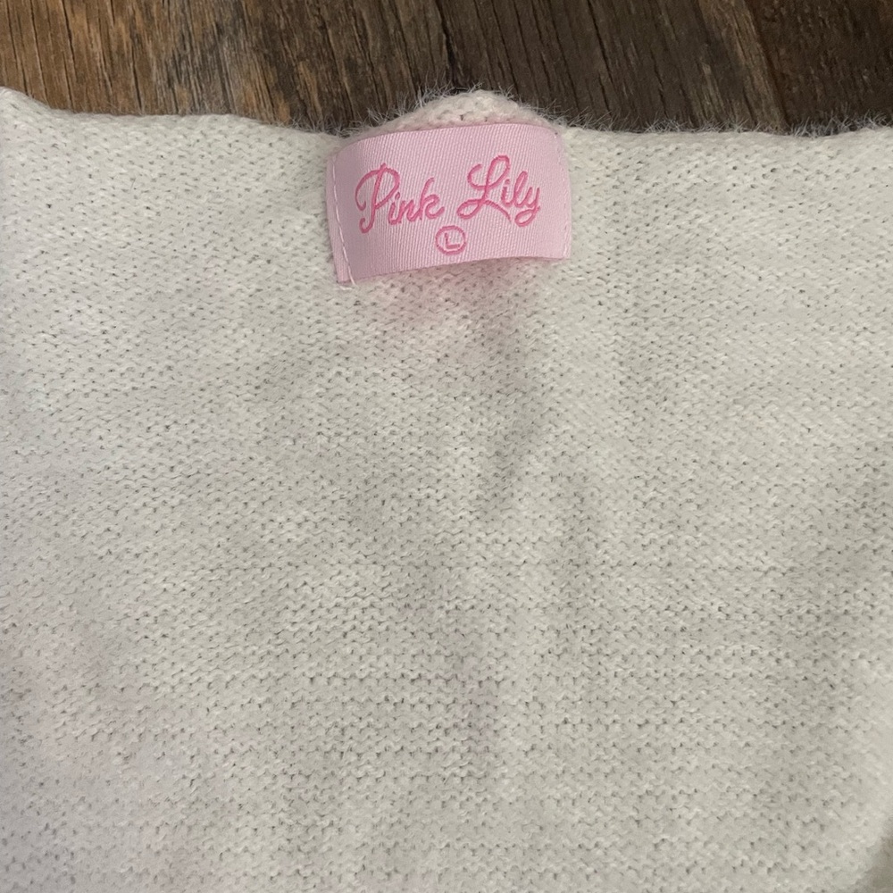 Pink Lily White Heart Patterned Sweater LARGE - Picture 2 of 2